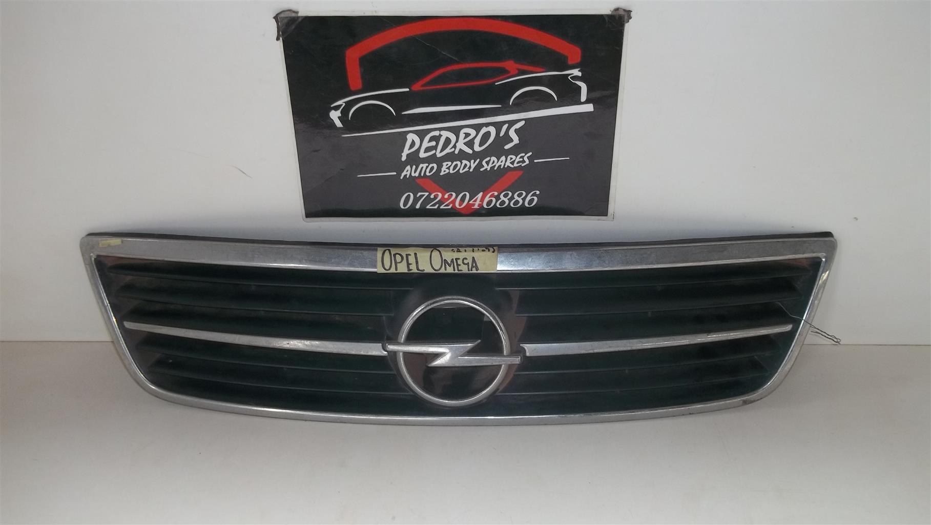 Opel Omega bumper grille - Private Seller Opel Omega bumper grille - Private Seller