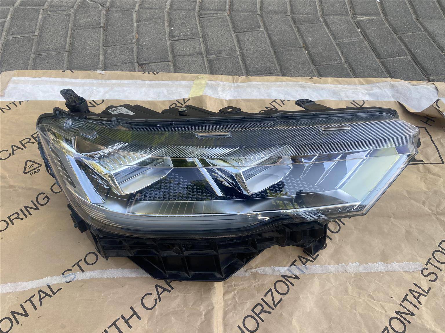 2024 HAVAL H6 FULL LED HEADLIGHT RIGHT SIDE FOR SALE. IN EXCELLENT CONDITION - Private Seller 2024 HAVAL H6 FULL LED HEADLIGHT RIGHT SIDE FOR SALE. IN EXCELLENT CONDITION - Private Seller