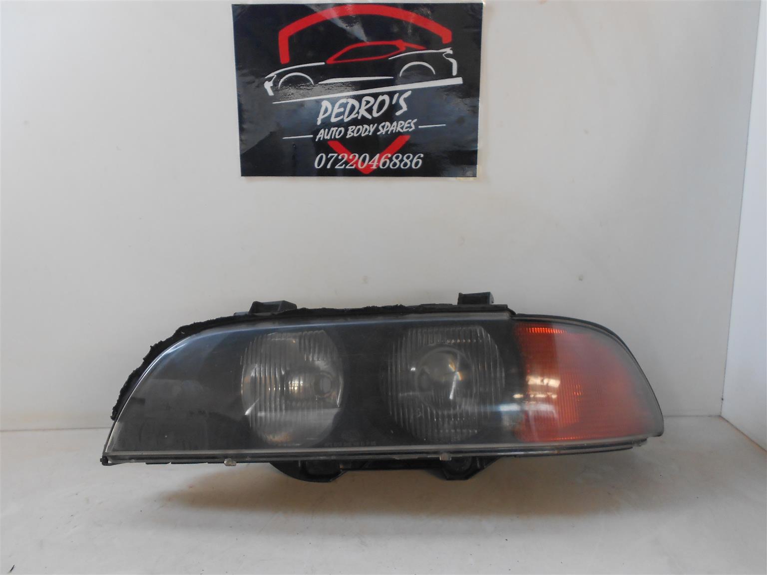 BMW E39 5 Series Headlight