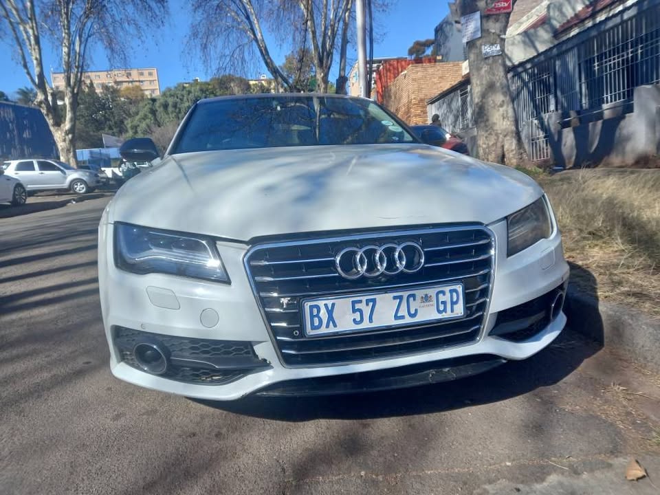2012 Audi A7 Sline 3.0TDI Quattro Automatic, White, 142000kms, . Sunroof