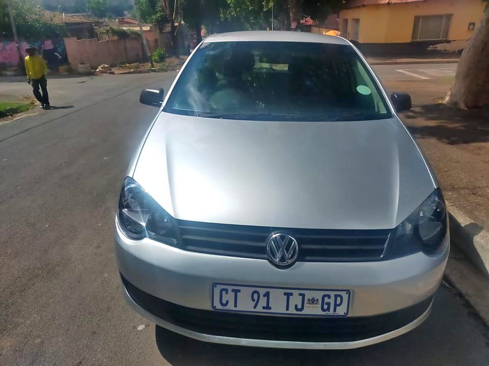 VW polo Vivo 1.4 hatchback 2013 for sale