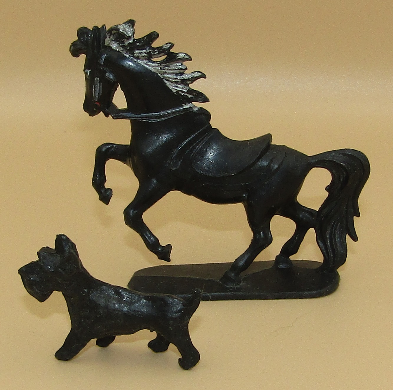 Horse & Dog Plastic Silhouette Figurine Horse & Dog Plastic Silhouette Figurine