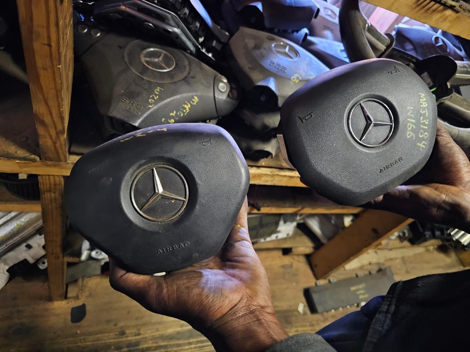 Benz airbags for sale used - Private Seller Benz airbags for sale used - Private Seller