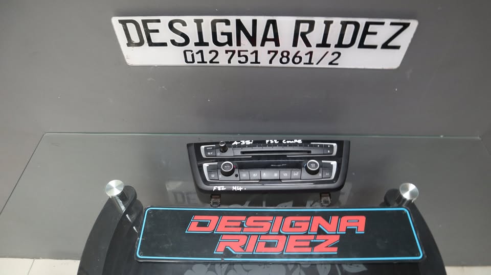 BMW F32 4 SERIES F82 M4 RADIO & AIRCON CONTROLE UNIT - Private Seller BMW F32 4 SERIES F82 M4 RADIO & AIRCON CONTROLE UNIT - Private Seller