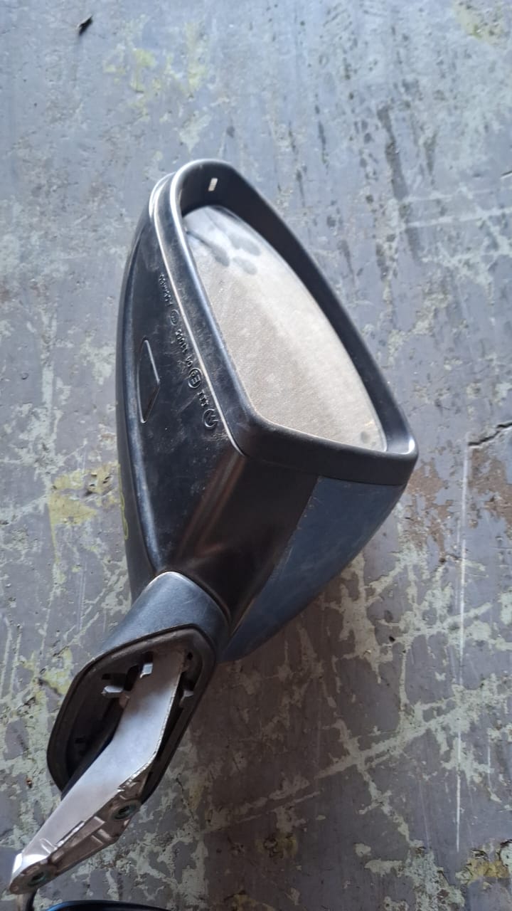 VW Golf 7 Door Mirrors for Sale - Private Seller VW Golf 7 Door Mirrors for Sale - Private Seller