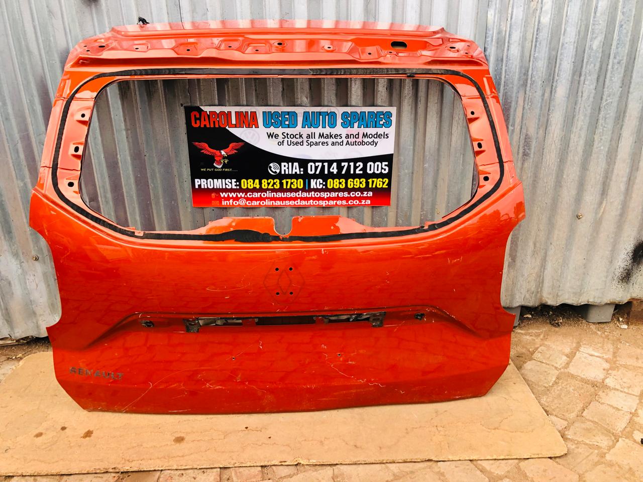 Renault Duster tailgate (SUV) - Private Seller Renault Duster tailgate (SUV) - Private Seller