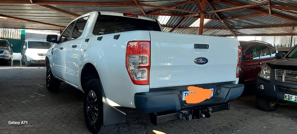 Ford Ranger 2.2 6speed Double Cab 4x2 Manual Diesel  2016 White Service History