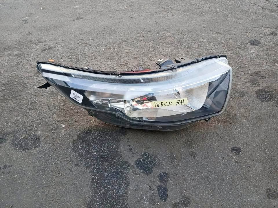 Iveco headlight 2018 - Private Seller Iveco headlight 2018 - Private Seller