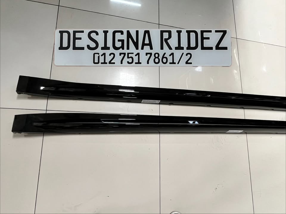 BMW G82 M4 GLOSS BLACK SIDE SKIRTS AVAILABLE. - Private Seller