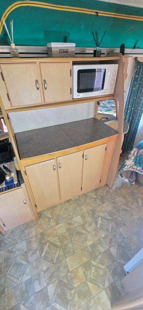 2002 Gypsey Regal Caravan - Private Seller