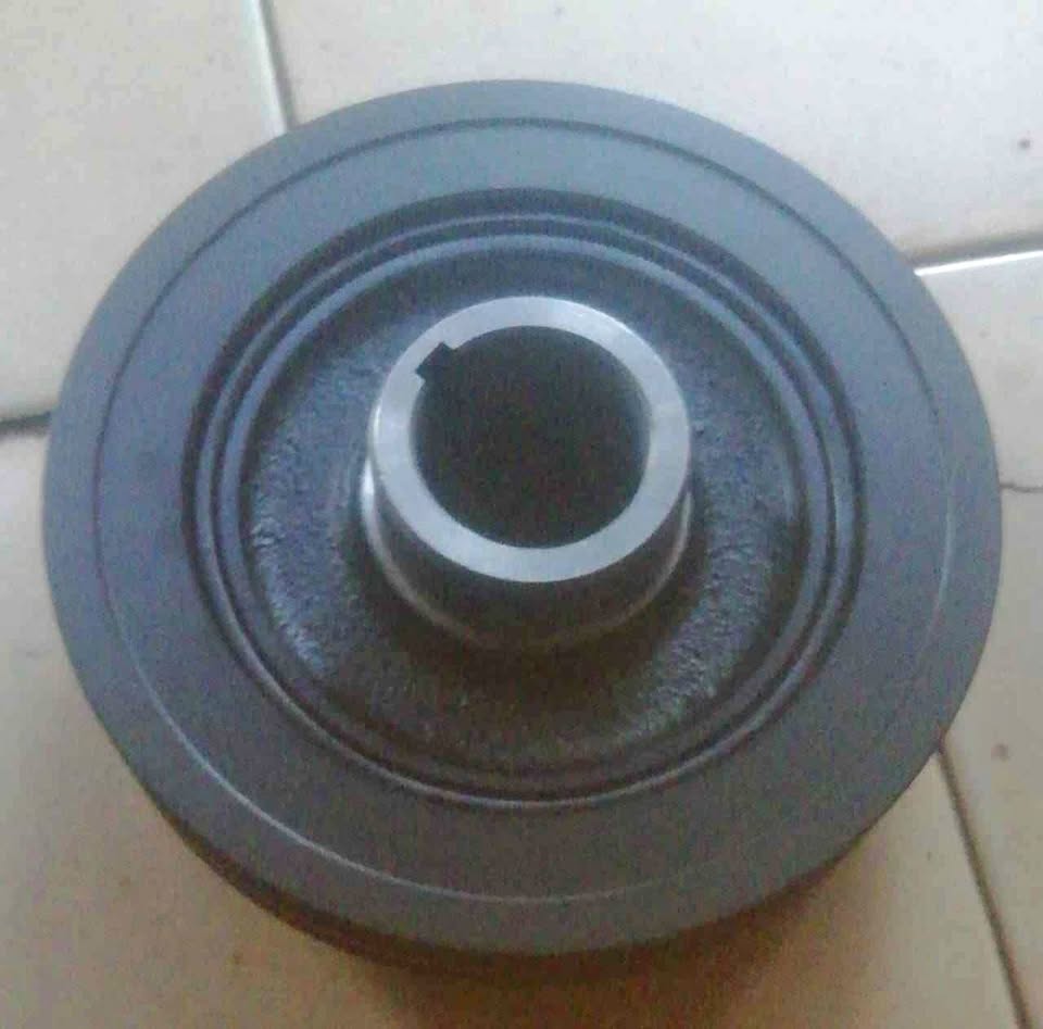 Mitsubishi Colt/Canter 2.4i 4G64 crank pulley Mitsubishi Colt/Canter 2.4i 4G64 crank pulley