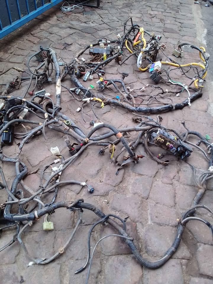 2014 Mahindra Scorpio mHawk pickup 2.2 4x2 complete wiring harness - Private Seller 2014 Mahindra Scorpio mHawk pickup 2.2 4x2 complete wiring harness - Private Seller