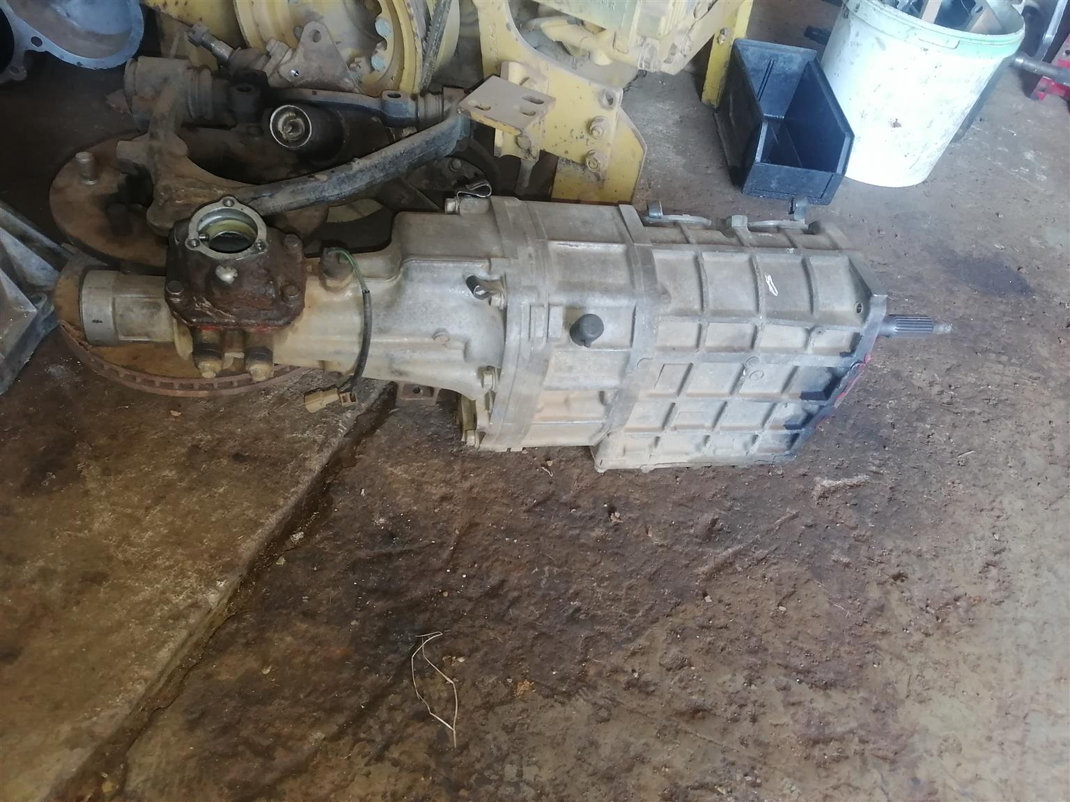 Ford ranger wL 2x4 gear for sale - Private Seller