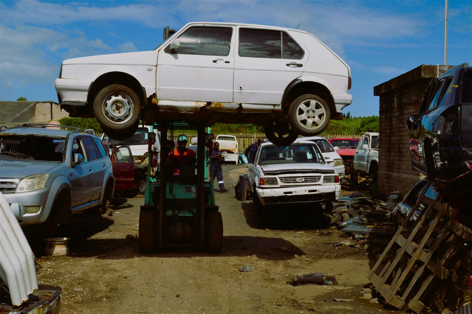 1998 Ford Laser 1.3 B3 - Stripping for Spares