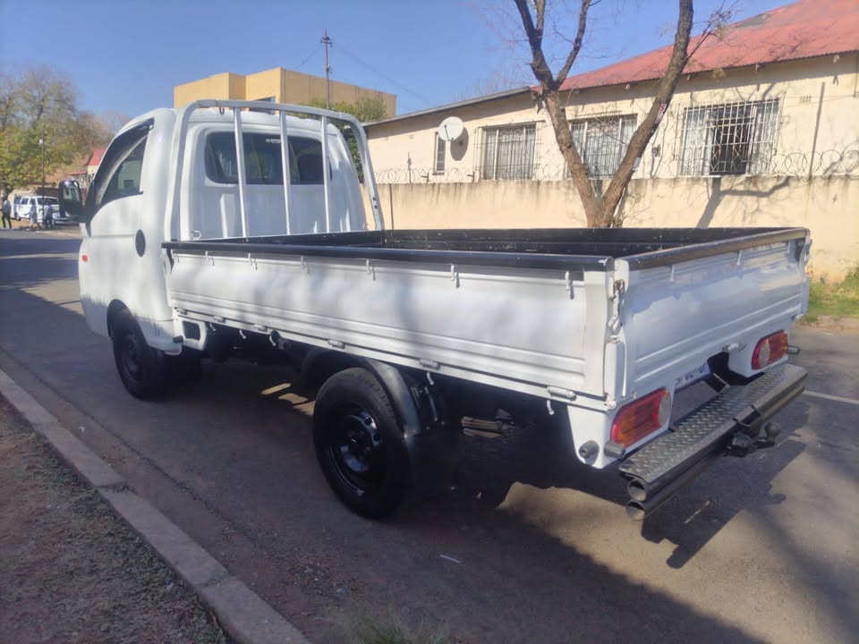 2013 Hyundai H100 2.6