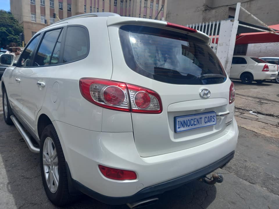 2011 HYUNDAI SANTAFE 2.2 CRDI 4WD DIESEL, AUTOMATIC, MILEAGE 119000KM