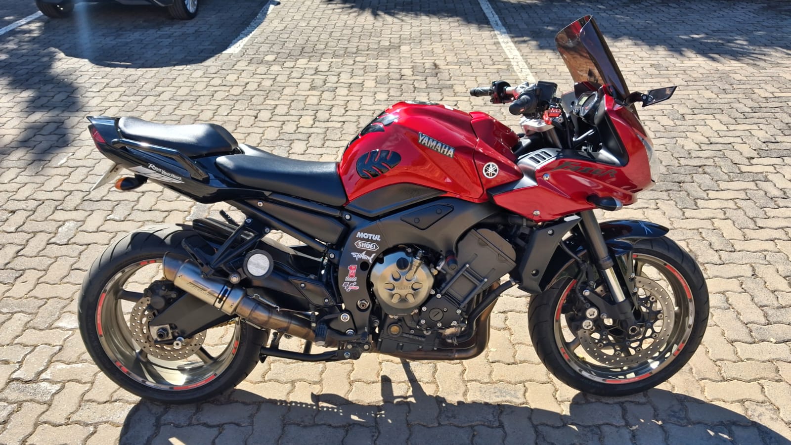 Used 2009 Yamaha FZ1 - Private Seller Used 2009 Yamaha FZ1 - Private Seller