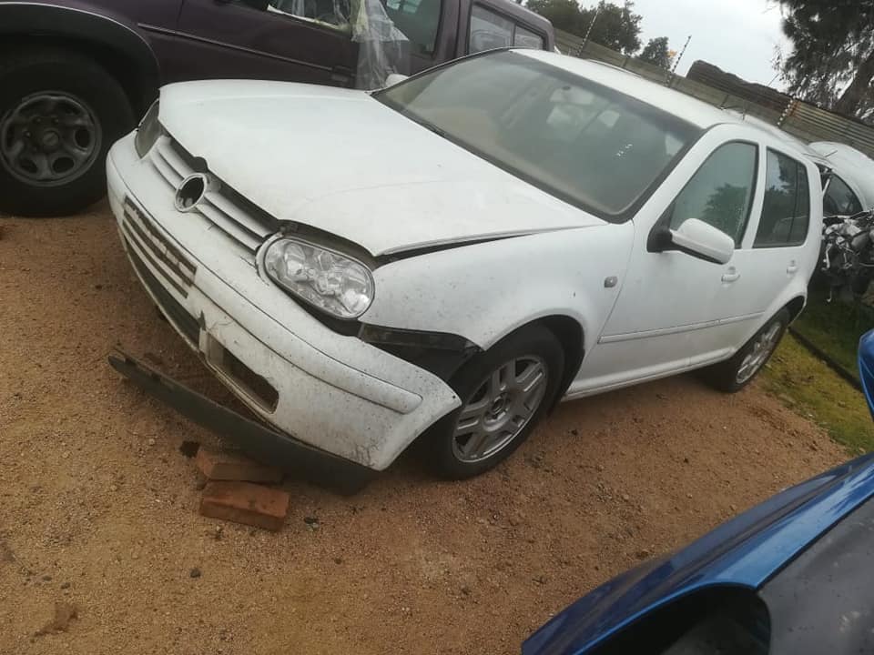 Volkswagen Golf 4 Stripping for Spares - Private Seller Volkswagen Golf 4 Stripping for Spares - Private Seller