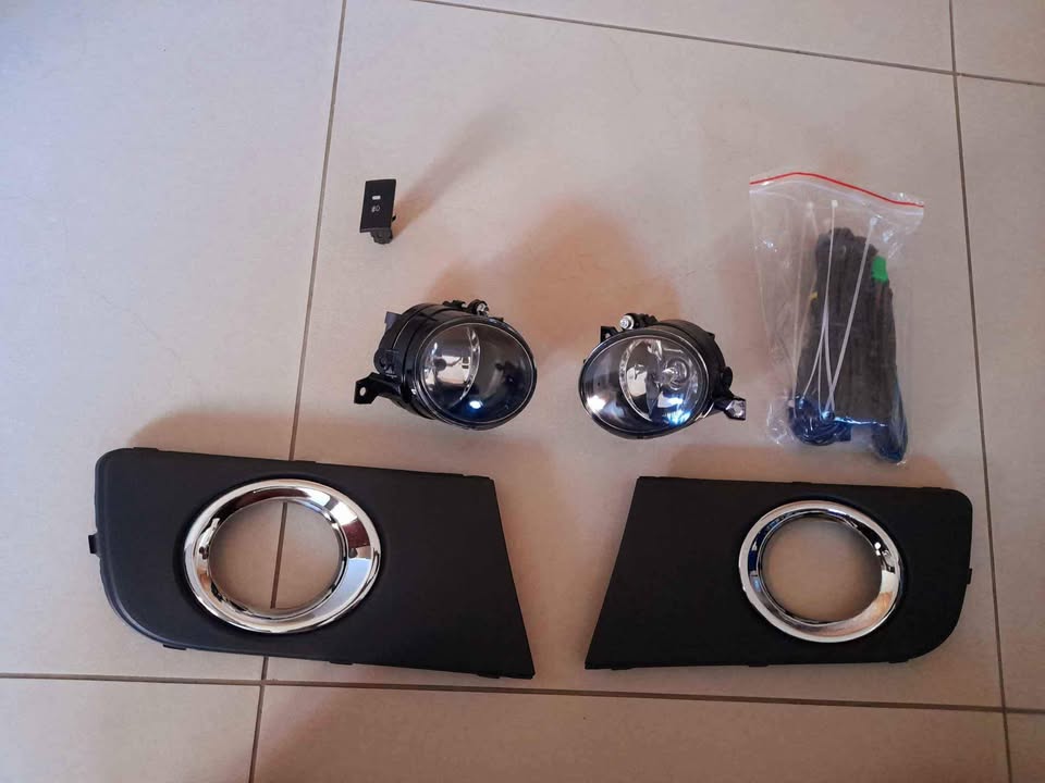 VW AMAROK BRAND NEW FOGLIGHT KITS FOR SALE