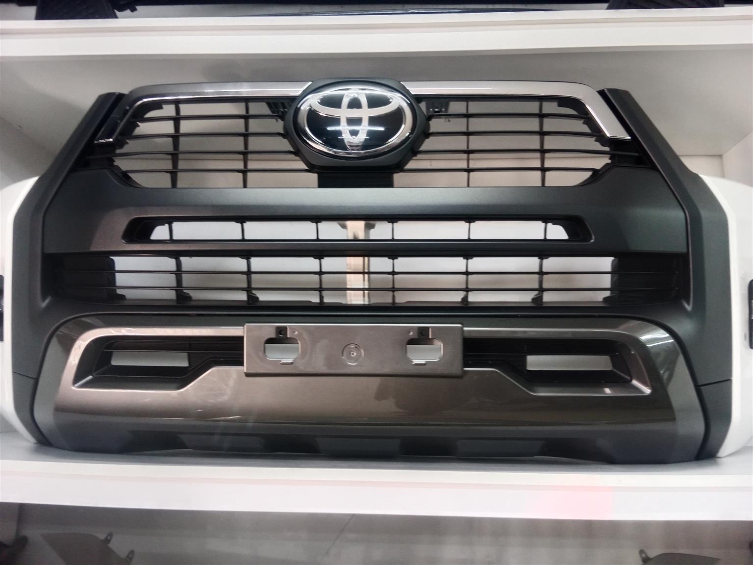 Toyota Hilux GD6 complete front bumper - Private Seller