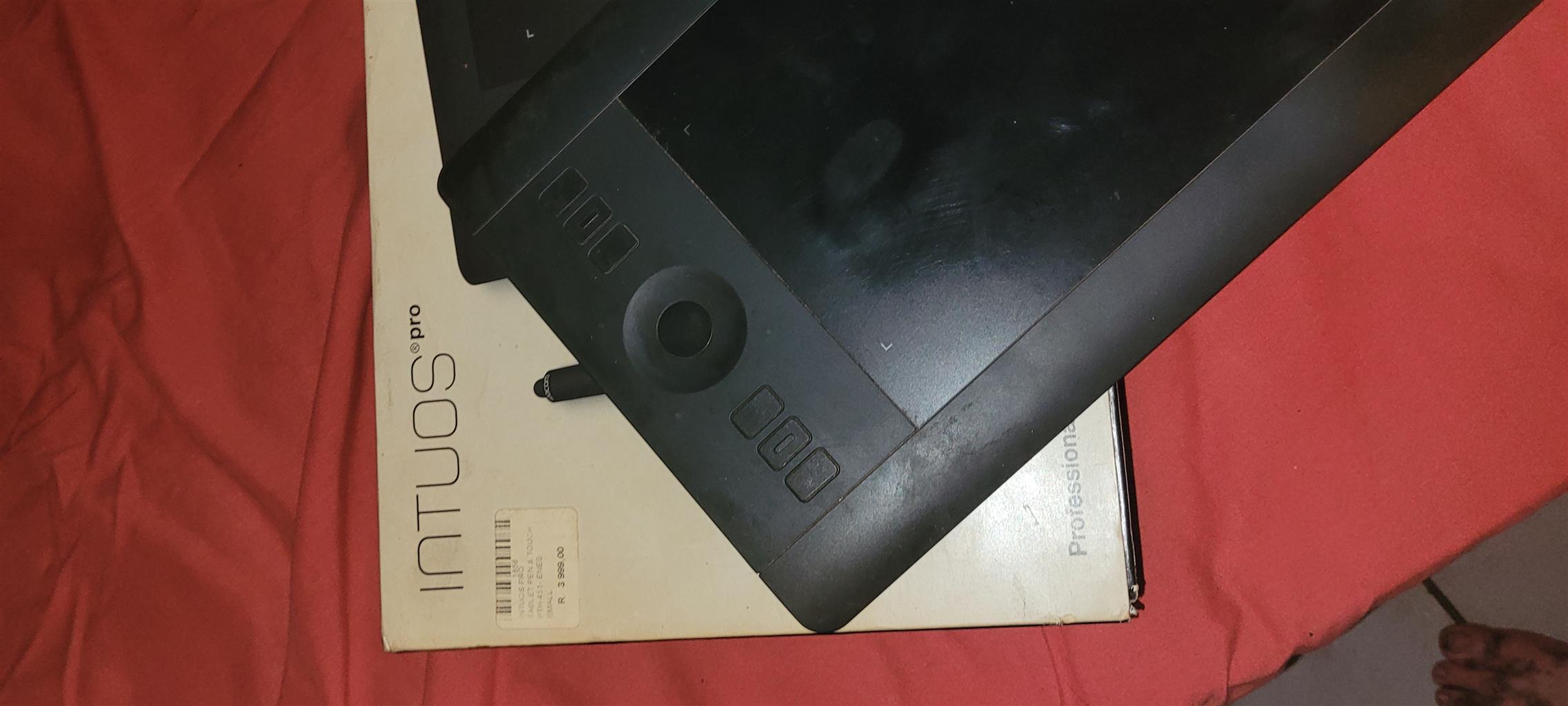 Wacom Intuos Pro S