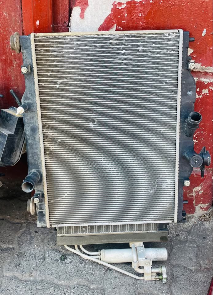 Mazda 2 radiator & condenser 2018 - Private Seller Mazda 2 radiator & condenser 2018 - Private Seller
