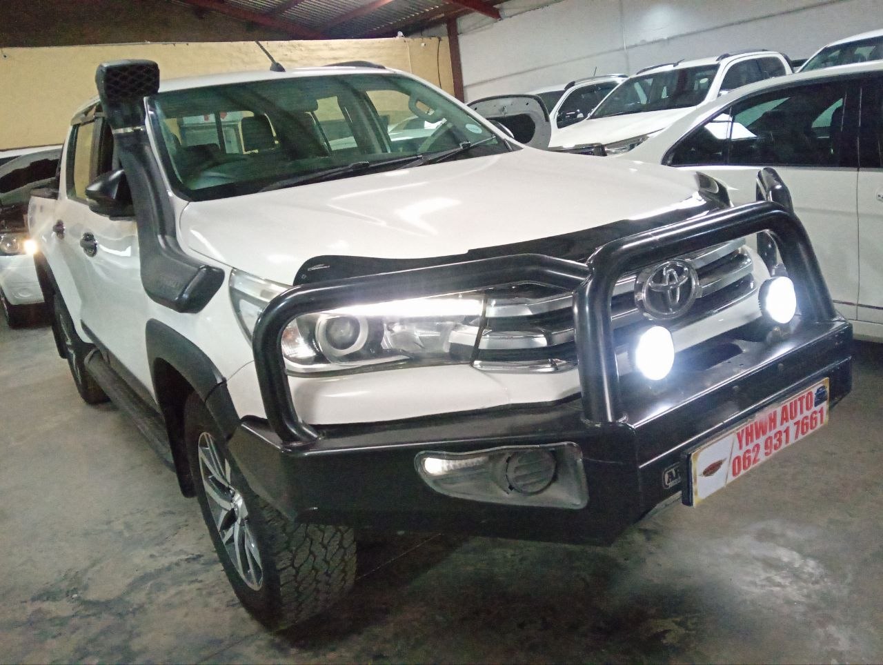 Used 2017 Toyota Hilux 2.4GD-6 double cab 4x4 SRX - Private Seller Used 2017 Toyota Hilux 2.4GD-6 double cab 4x4 SRX - Private Seller