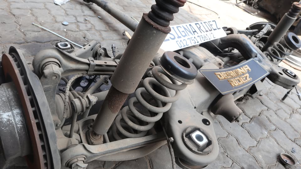 BMW E90/E91/E92/E93 3 SERIES REAR SUSPENSION PARTS - Private Seller BMW E90/E91/E92/E93 3 SERIES REAR SUSPENSION PARTS - Private Seller