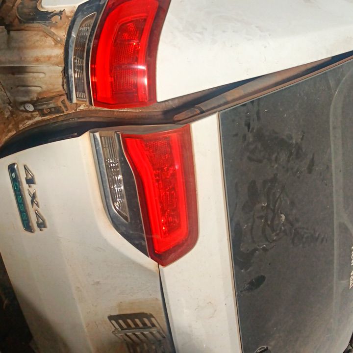 Jeep Grand Cherokee stripping for spares - Private Seller