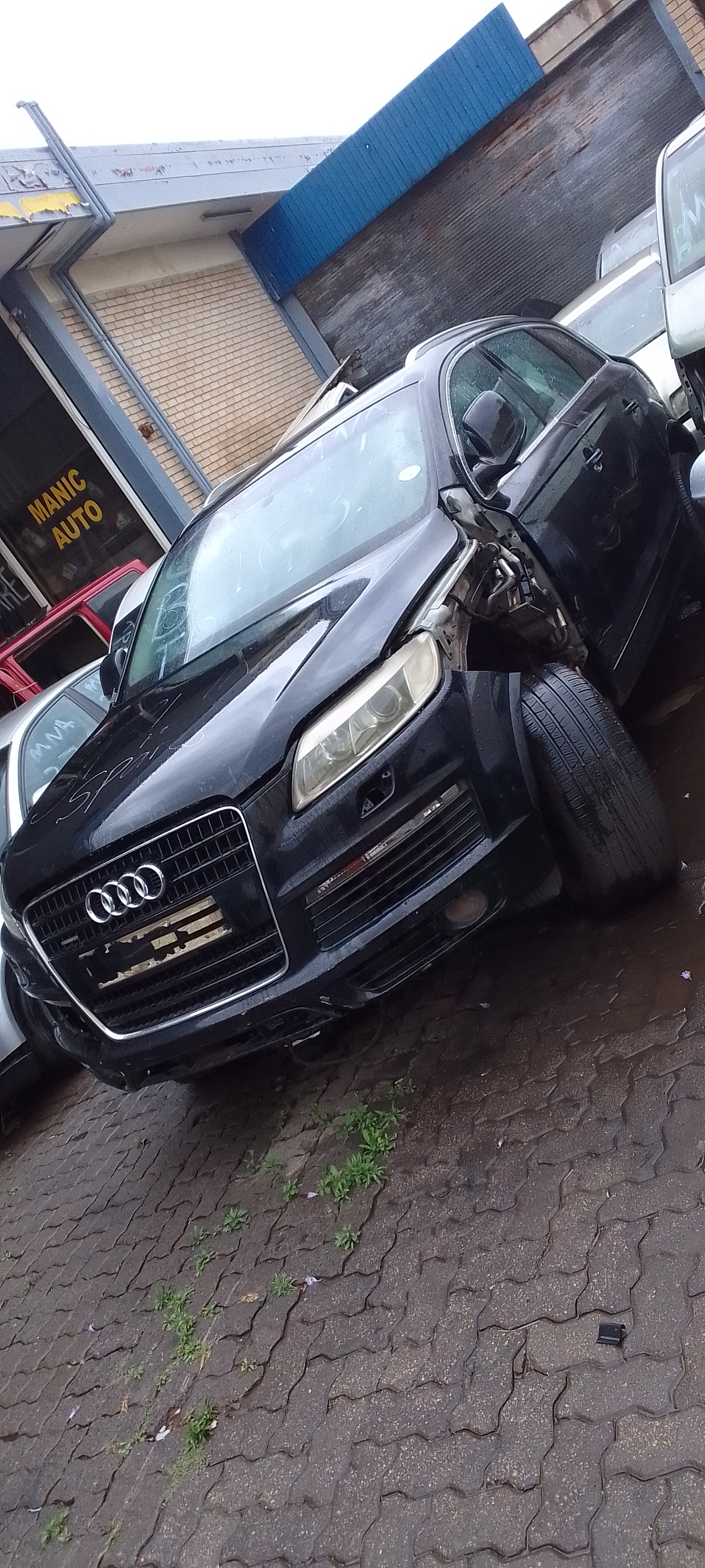 Audi Q7 3L Diesel 2010 Model Stripping for Spares - Private Seller Audi Q7 3L Diesel 2010 Model Stripping for Spares - Private Seller