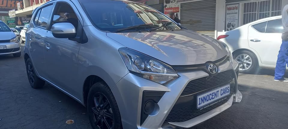 2021 TOYOTA AGYA 1.0 PETROL, MANUAL, SILVER COLOR, MILEAGE