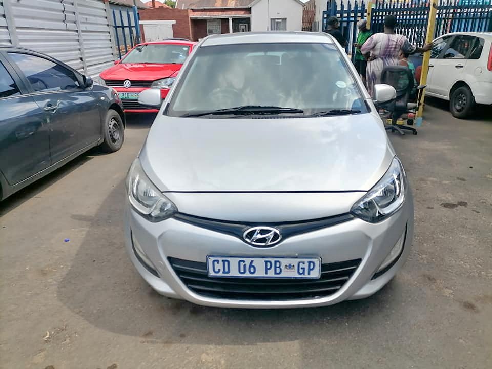 2014 Hyundai i20 1.4 Fluid with a leather interior 2014 Hyundai i20 1.4 Fluid with a leather interior
