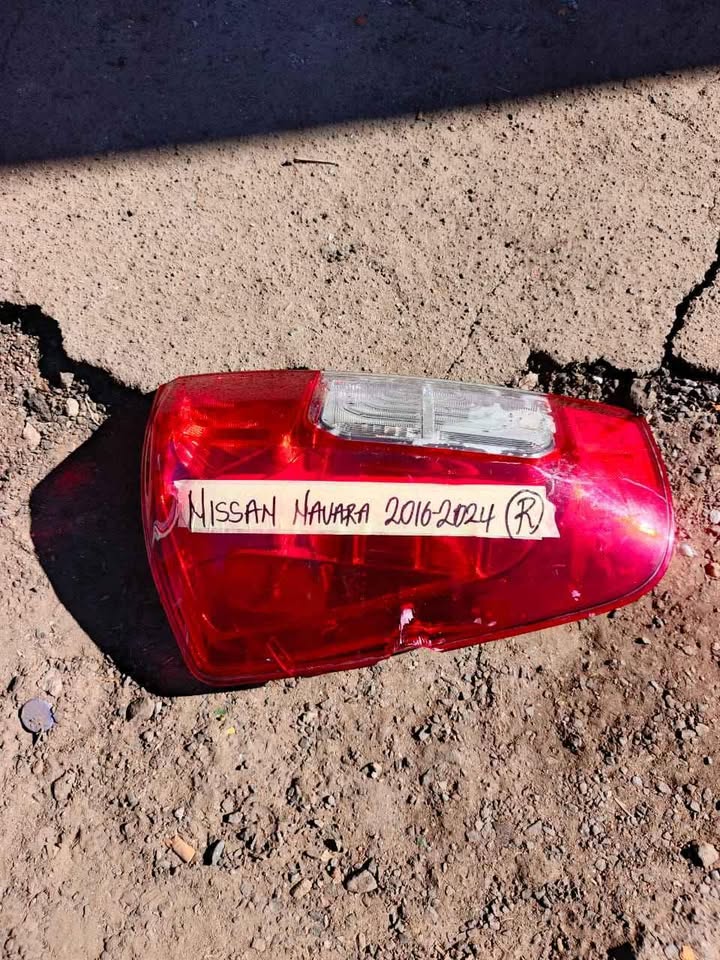 Nissan Navara taillight 2016 / 2024 - Private Seller Nissan Navara taillight 2016 / 2024 - Private Seller