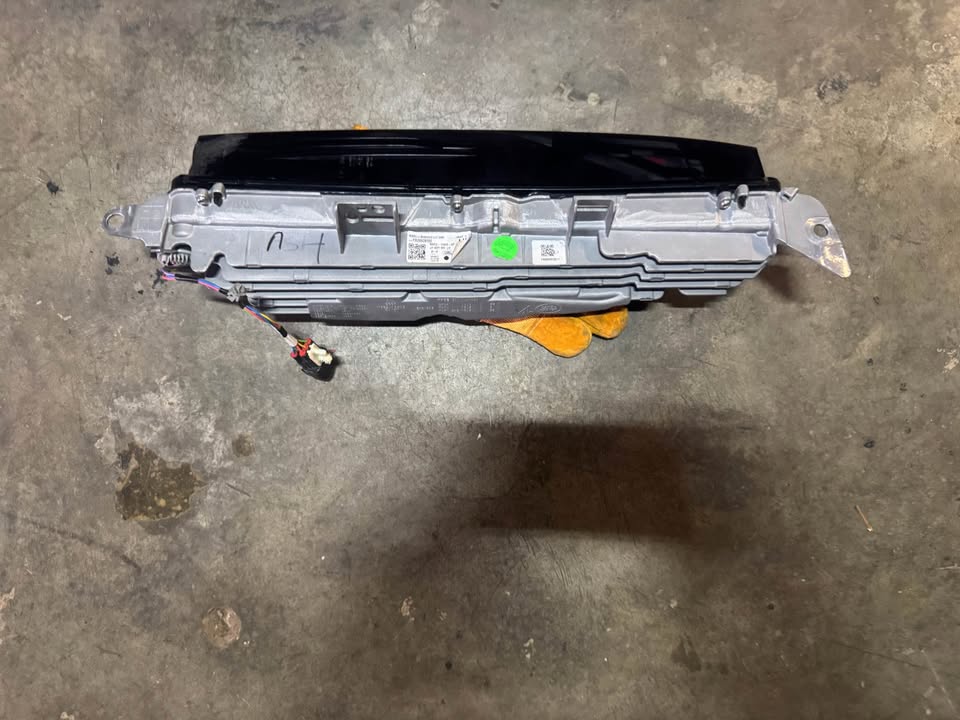 Range Rover Sport L460 Left Tail Light - Private Seller