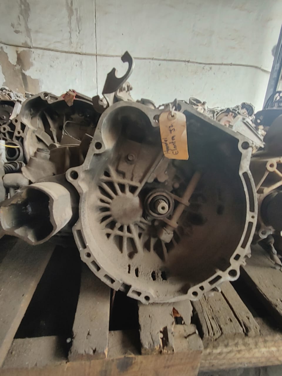 HYUNDAI ELANTRA GEARBOX FOR SALE - Private Seller HYUNDAI ELANTRA GEARBOX FOR SALE - Private Seller