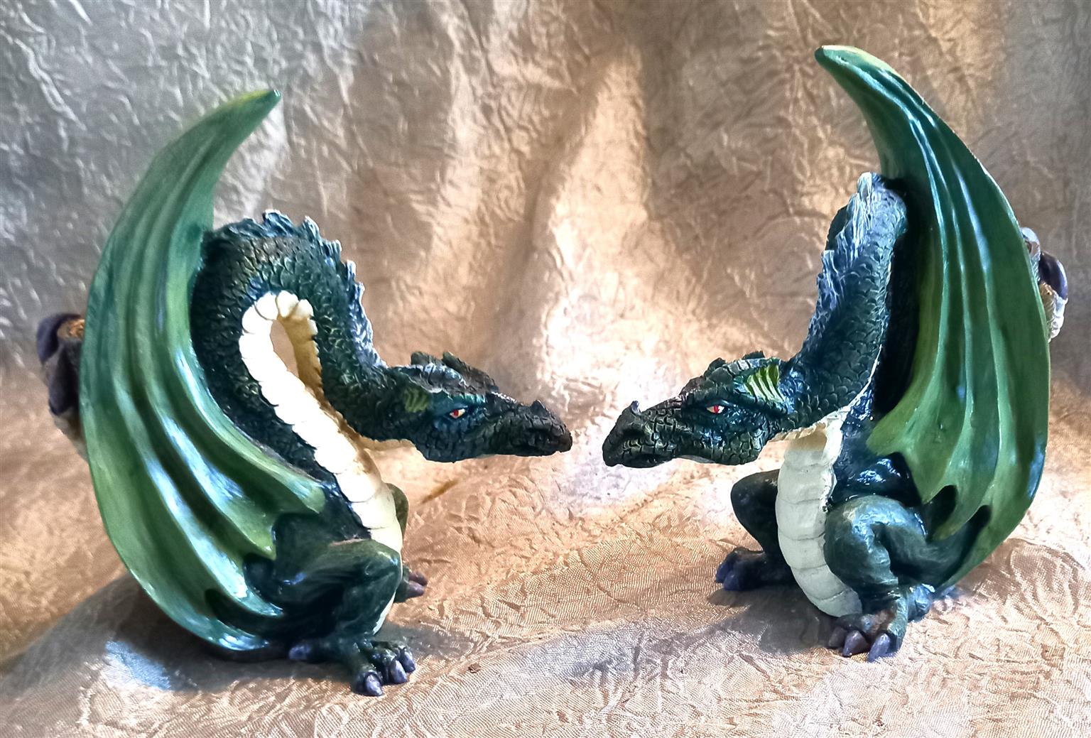 Dragon sculpture, good luck symbol