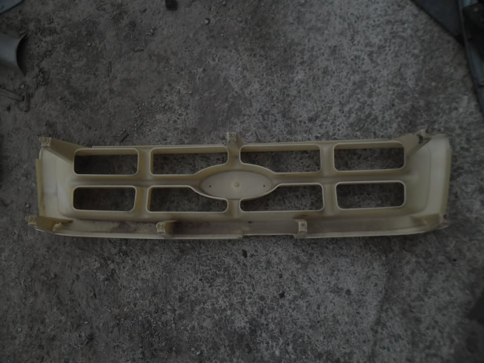Ford grills unpainted for sale - Private Seller Ford grills unpainted for sale - Private Seller