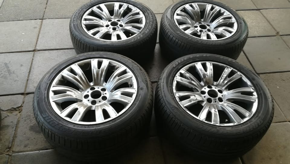 Set of original BMW 19inch X3 & X5 mags with tyres for sell - Private Seller