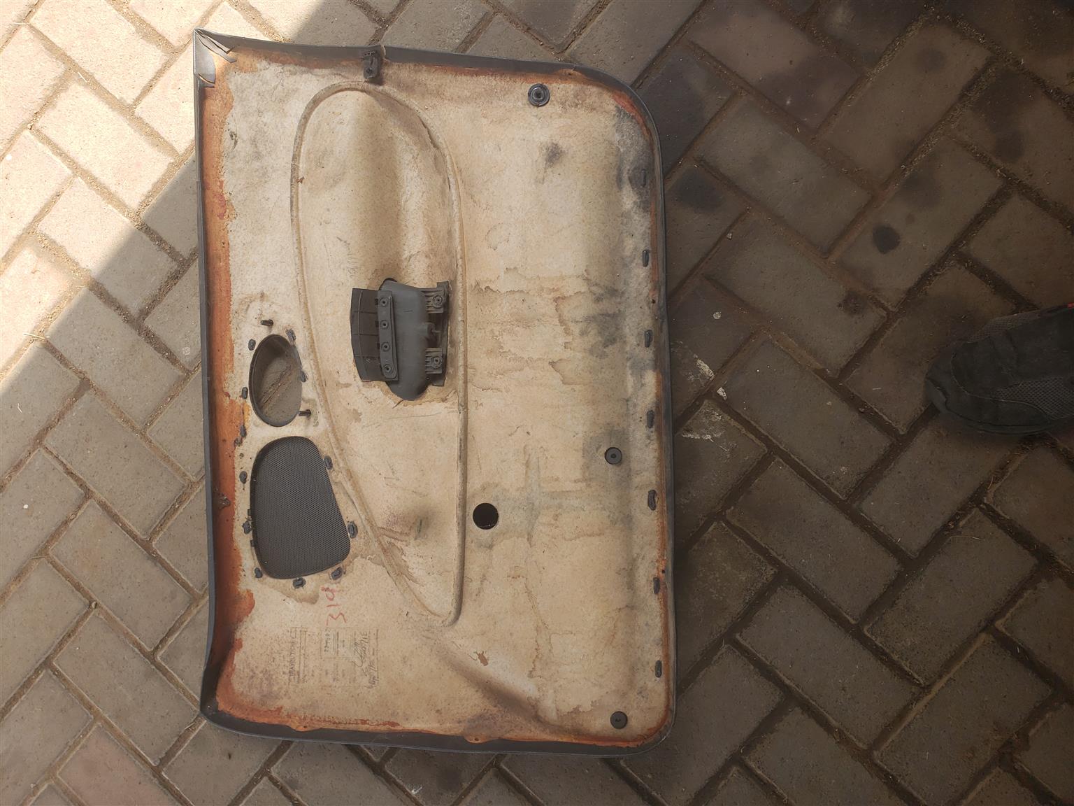 Ford escort left front doorpannel