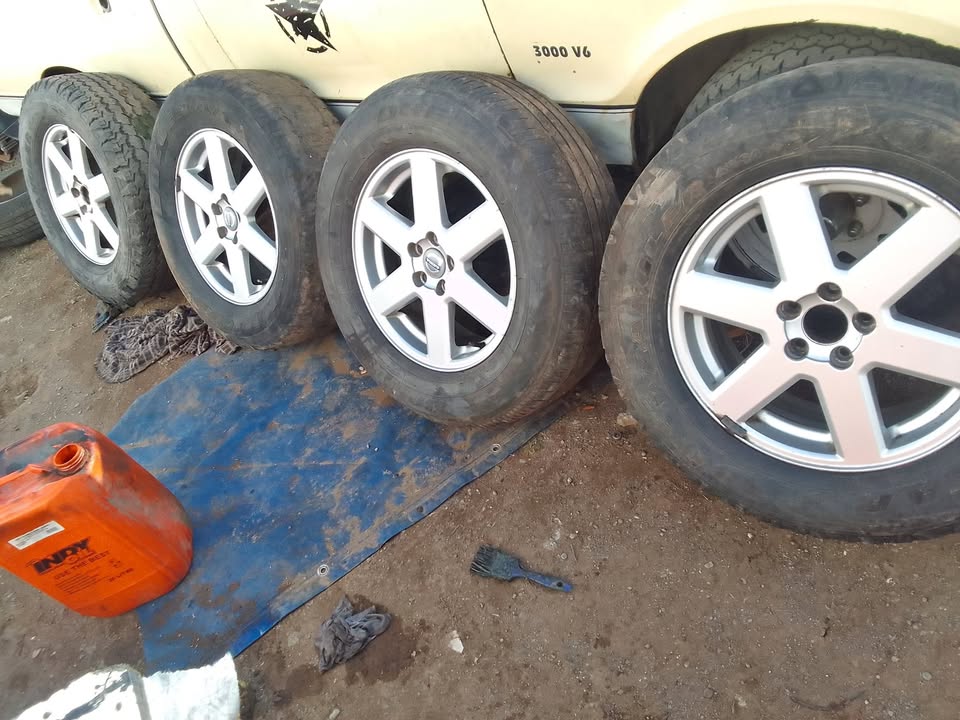 17 INCH MAGS VOLVO XC90 08-14 - Private Seller 17 INCH MAGS VOLVO XC90 08-14 - Private Seller