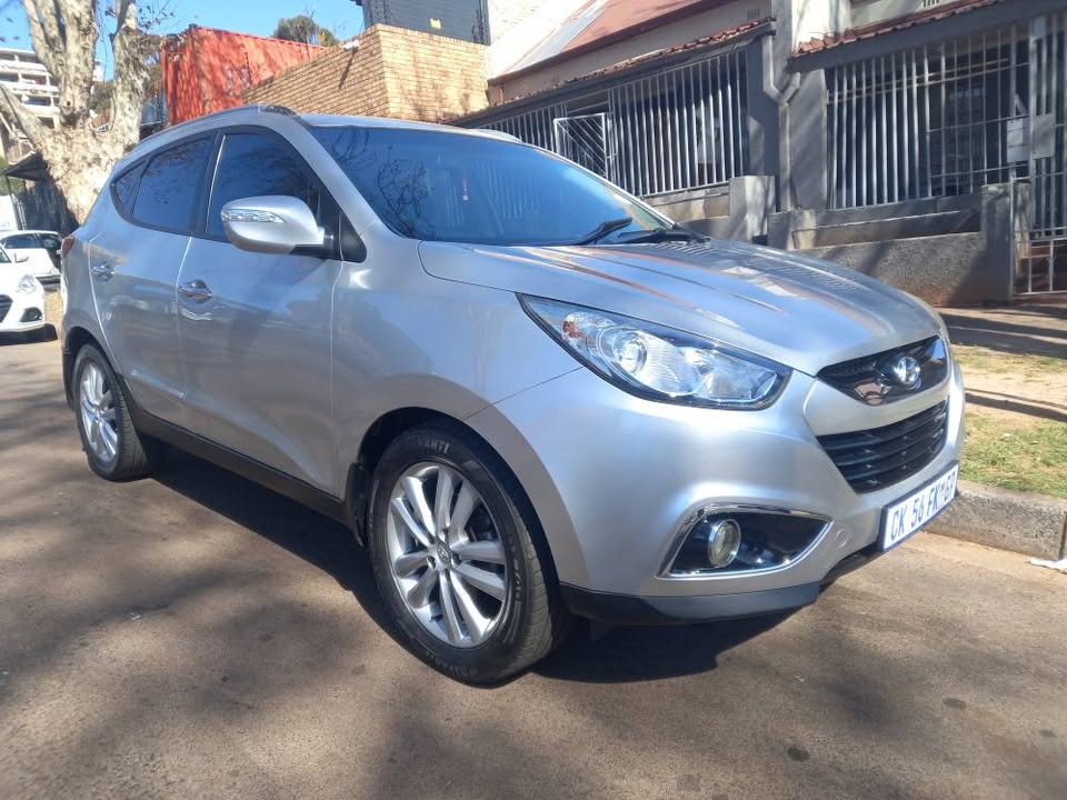 2013 Hyundai ix35 2.0 Petrol, Automatic, Silver, Leather seat,