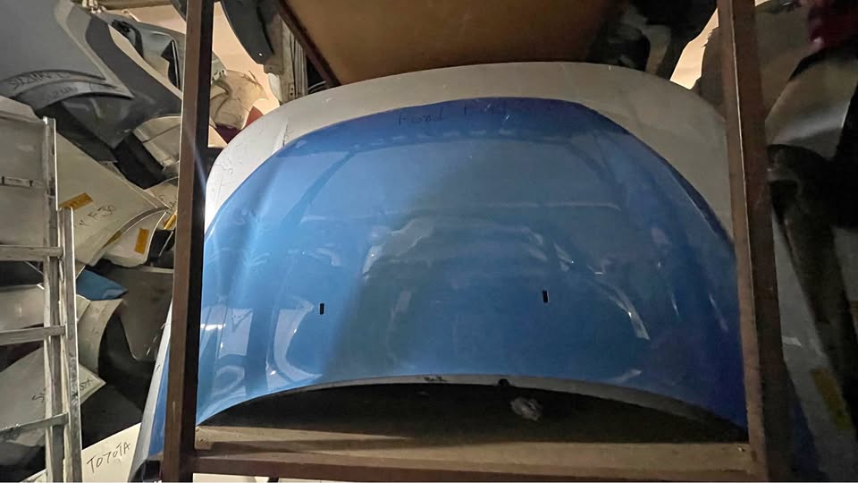 Ford Fiesta bonnet - Private Seller Ford Fiesta bonnet - Private Seller