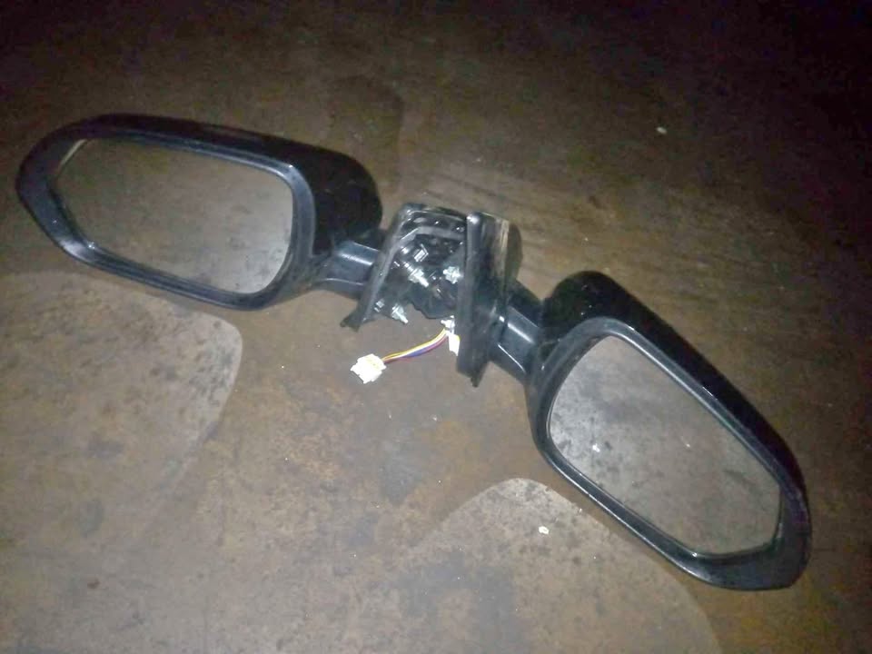 Kia Seltso new shape side mirrors both side - Private Seller Kia Seltso new shape side mirrors both side - Private Seller