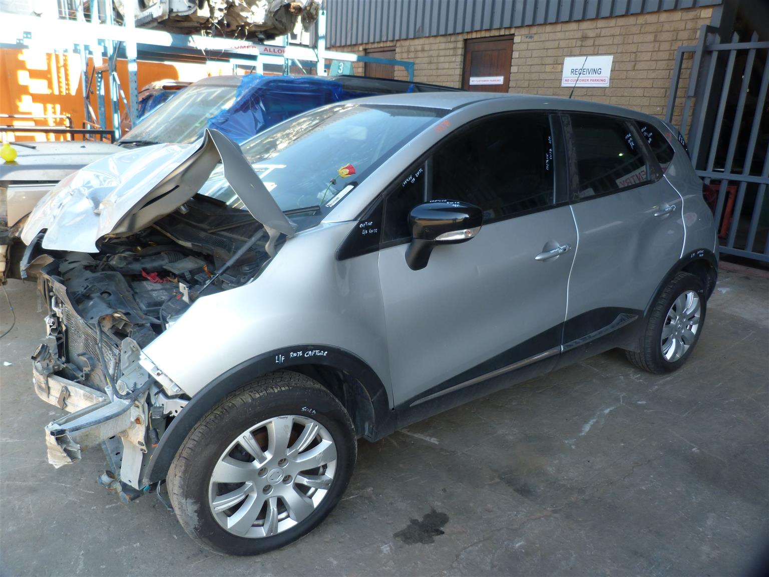 Renault Capture 900cc Turbo Manual - 2016 - Private Seller Renault Capture 900cc Turbo Manual - 2016 - Private Seller