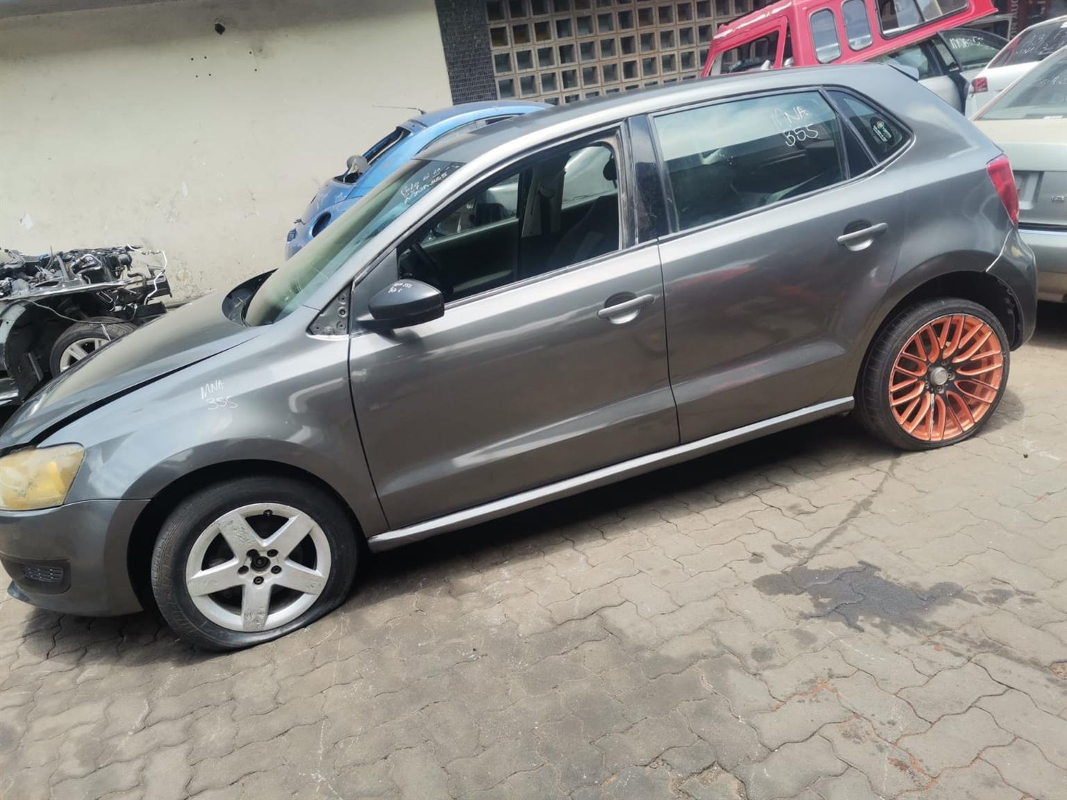POLO VIVO FOR STRIPPING - Private Seller POLO VIVO FOR STRIPPING - Private Seller