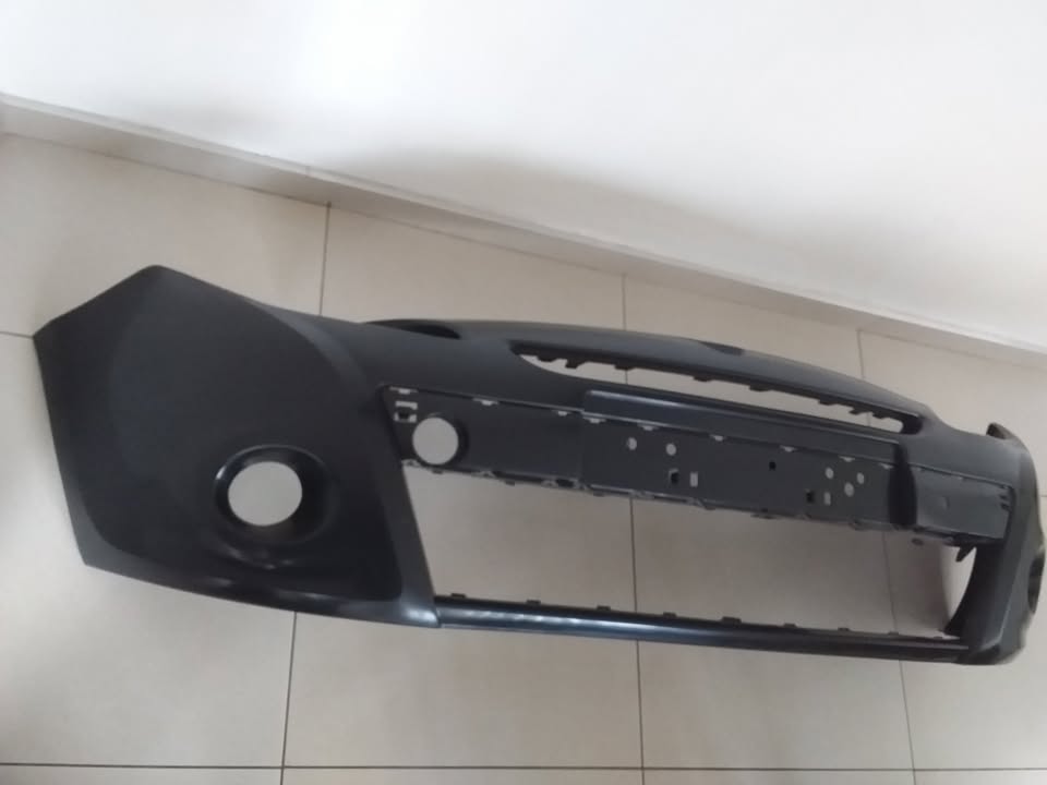 RENAULT CLIO 3 FACELIFT 2009/12 BRAND NEW FRONT BUMPERS FOR SALE PRICE