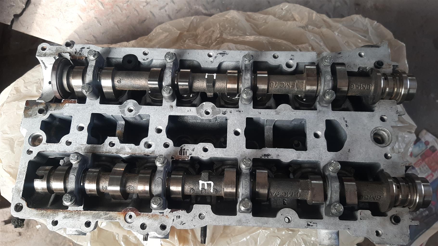 Ford Kuga 1.6L/1.5L Cylinder head Ford Kuga 1.6L/1.5L Cylinder head