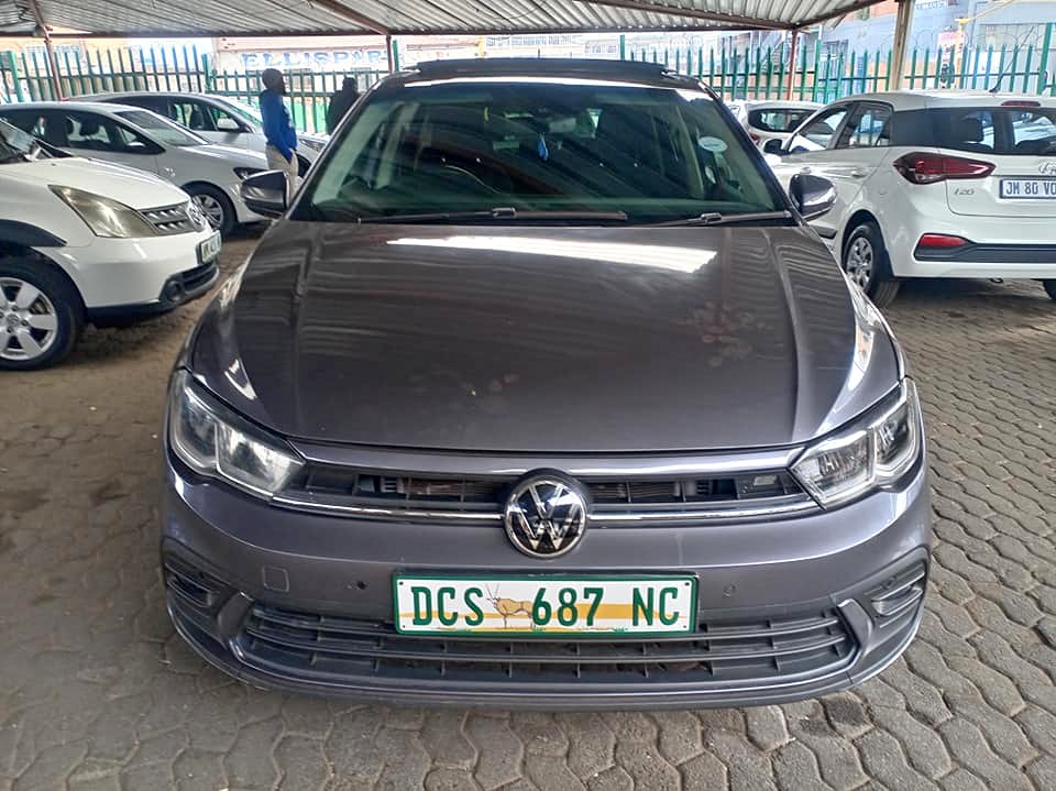 Volkwogen Polo9 1.0 Tsi Comfortline Manual petrol  2023 Grey Sunroof  Reverse Camera/