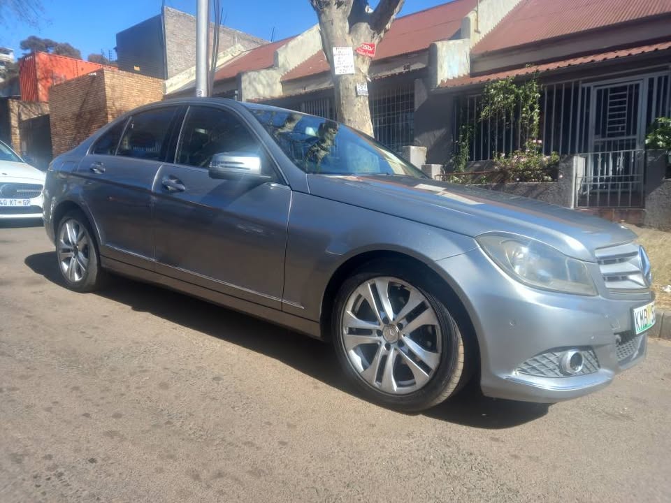 2013 Mercedes Benz C180 Petrol, Automatic, Silver, 94000kms