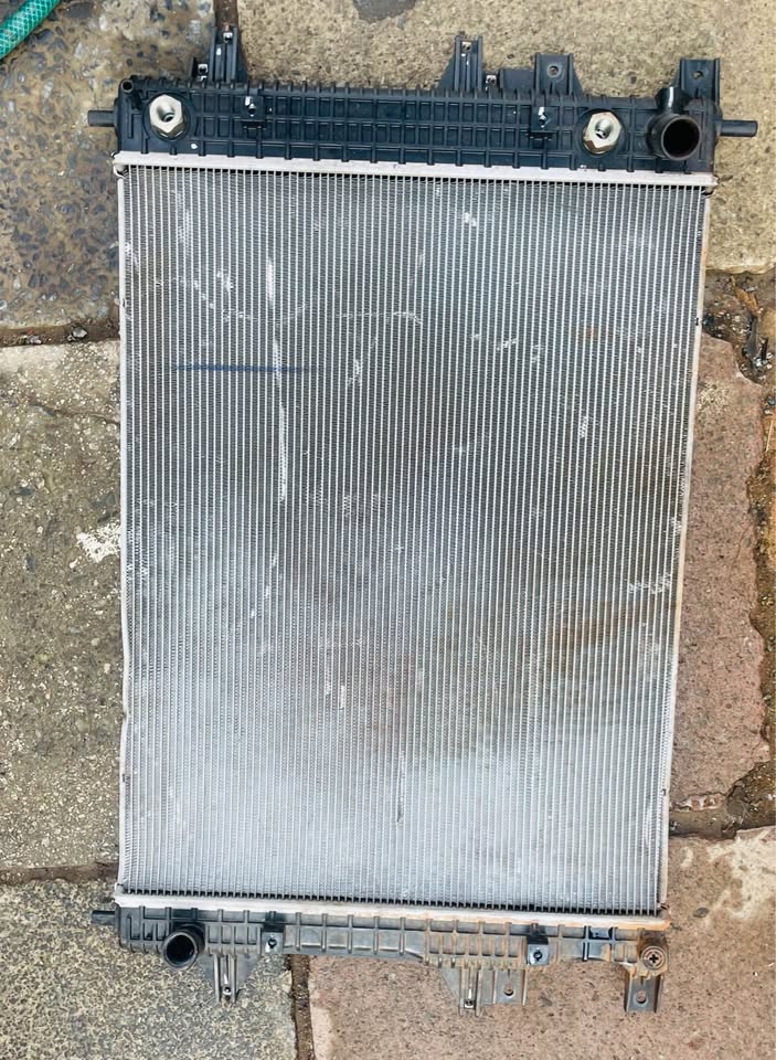 Chery Tiggo 7 Pro radiator - Private Seller Chery Tiggo 7 Pro radiator - Private Seller